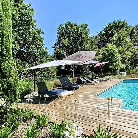 Superbe Maison Avec Piscine 펜션